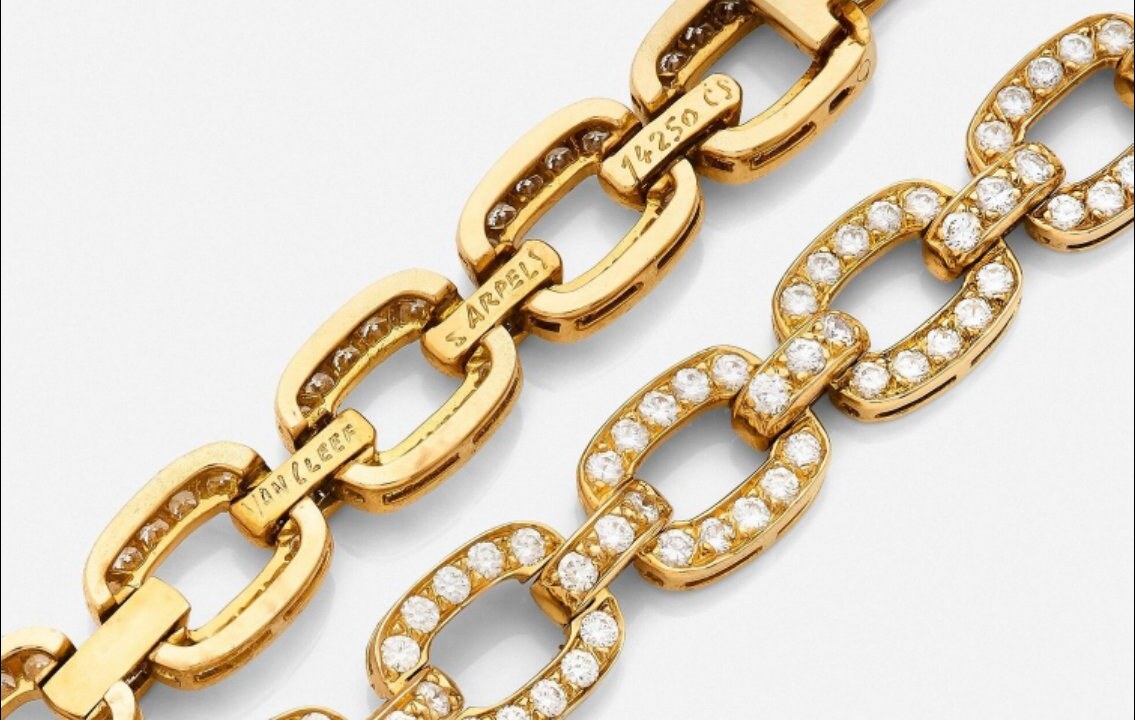 Bijou Van Cleef & Arpels signé Van Cleef & Arpels, numéroté 14250 CS, poinçon de VCA