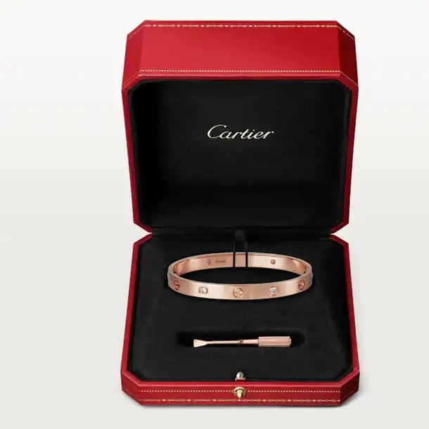 Bracelet Cartier Love or rose 18K serti de 4 diamants — taille 18 avec écrin d'origine