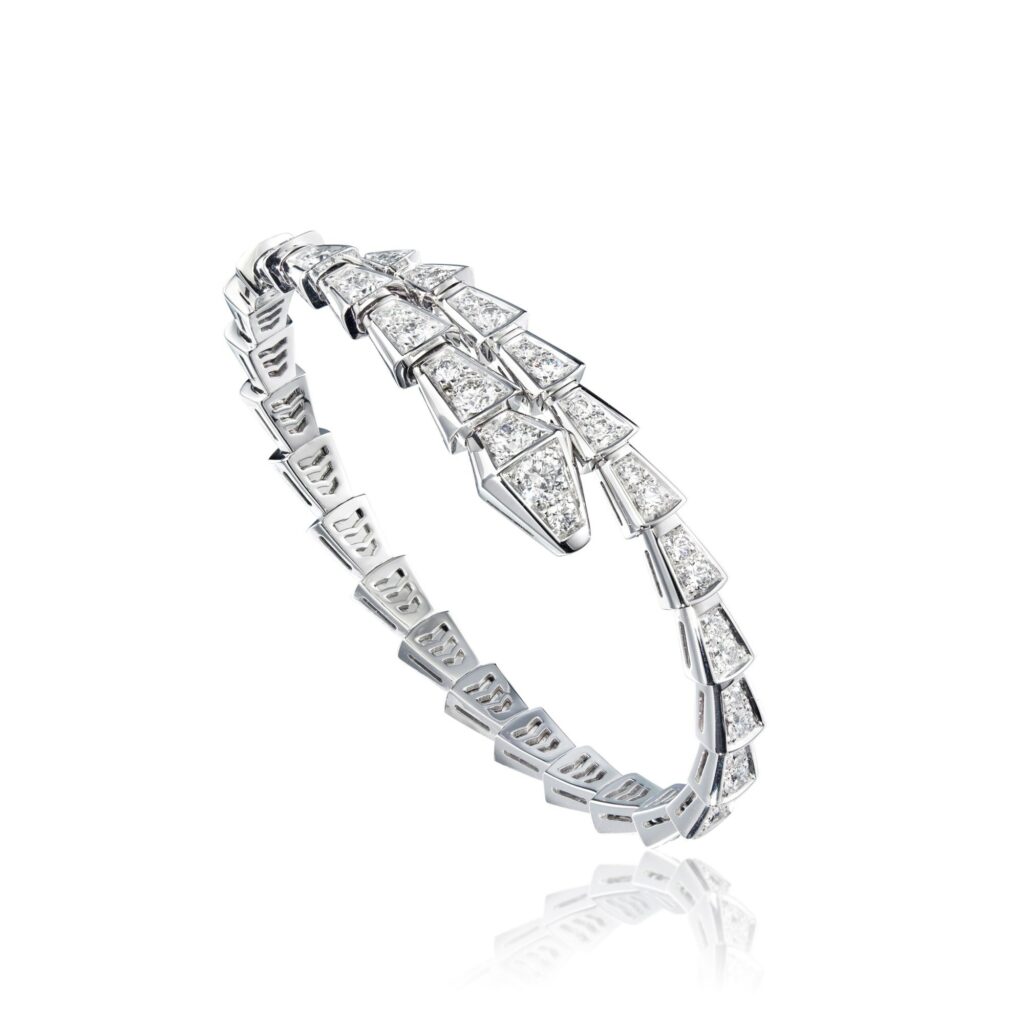 Collier Serpenti Bulgari en or, forme serpent enroulé avec écailles articulées